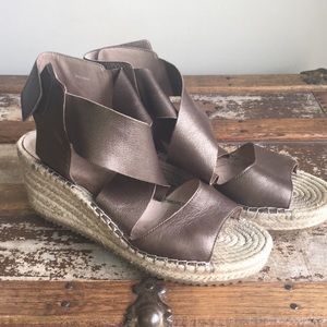 Eileen Fisher 8.5 Willow Wedge Espadrille bronze